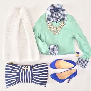 SIGNATURE PREPPY CHIC STYLE MYSTERY BOX 5 ITEMS